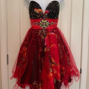 PROM DRESS Hannah S Red Strapless Cocktail Dress Size 4